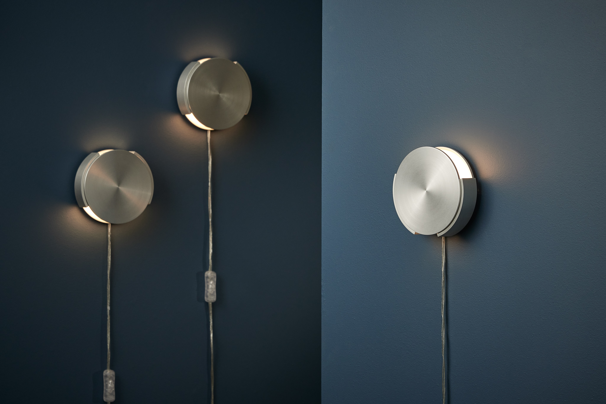 FRANDSEN // ROTATE WALL LAMP EU - WANDLEUCHTE | BRUSHED ALUMINIUM