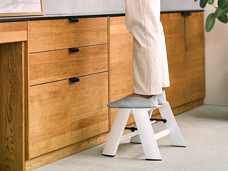 METAPHYS // LUCANO 1 STEP - STEP LADDER | 1-STEP | WHITE