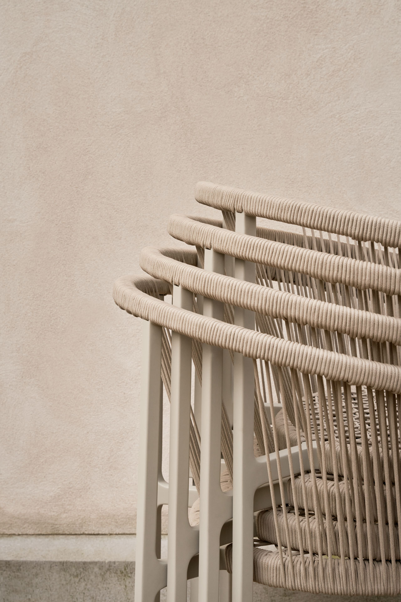 Vipp 710 // LAGRASSE Chair - Gartenstuhl, dune sand